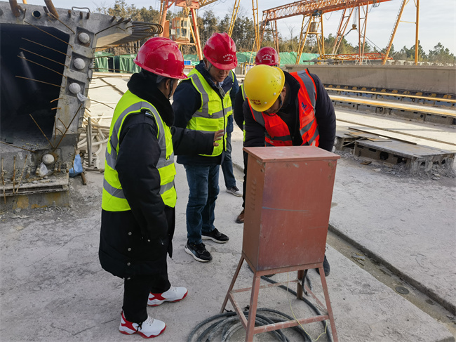 365Ӣ������(����)���޹�˾-Official website