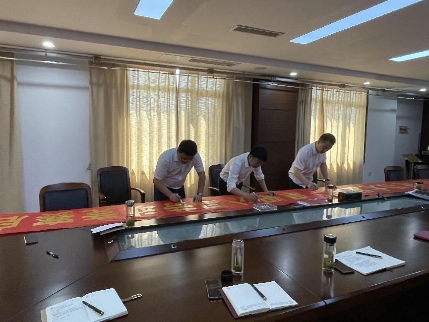 365Ӣ������(����)���޹�˾-Official website