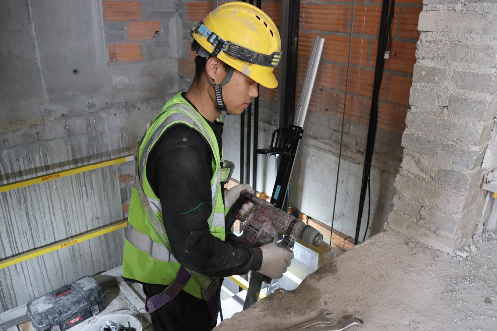 365英国上市(集团)有限公司-Official website