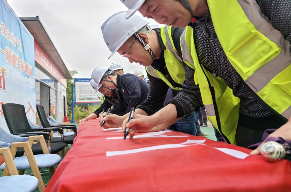 365Ӣ������(����)���޹�˾-Official website