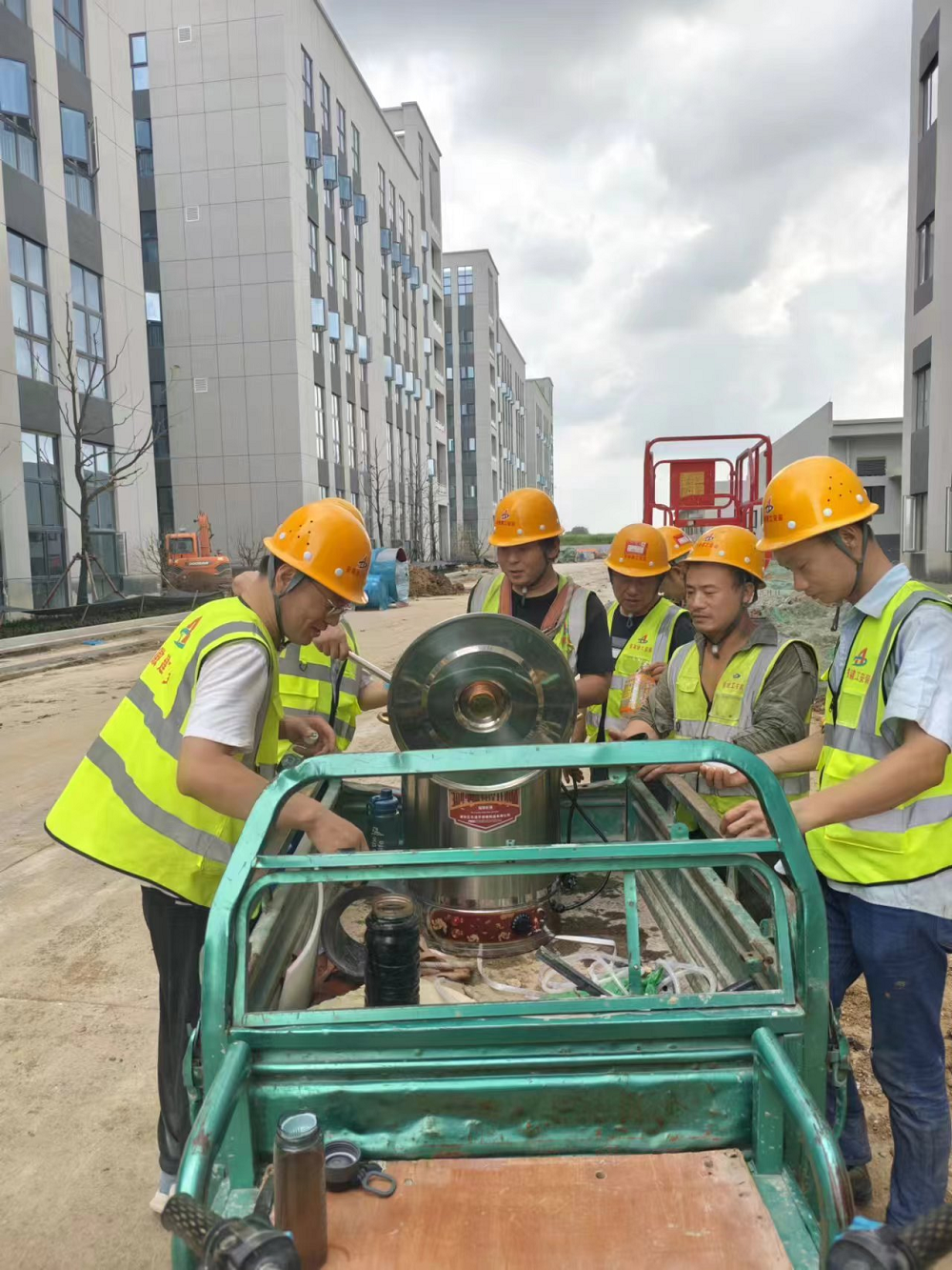 365英国上市(集团)有限公司-Official website