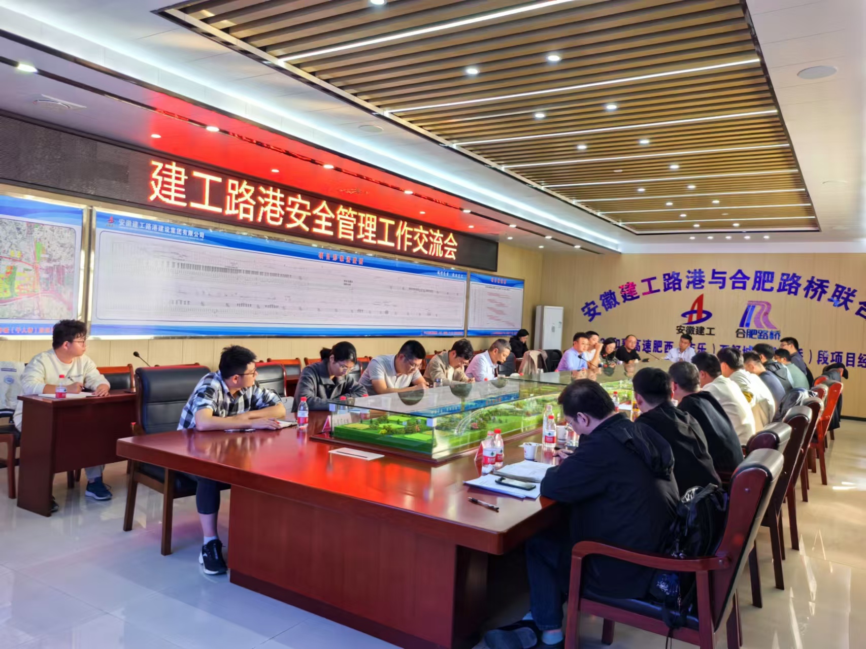 365Ӣ������(����)���޹�˾-Official website