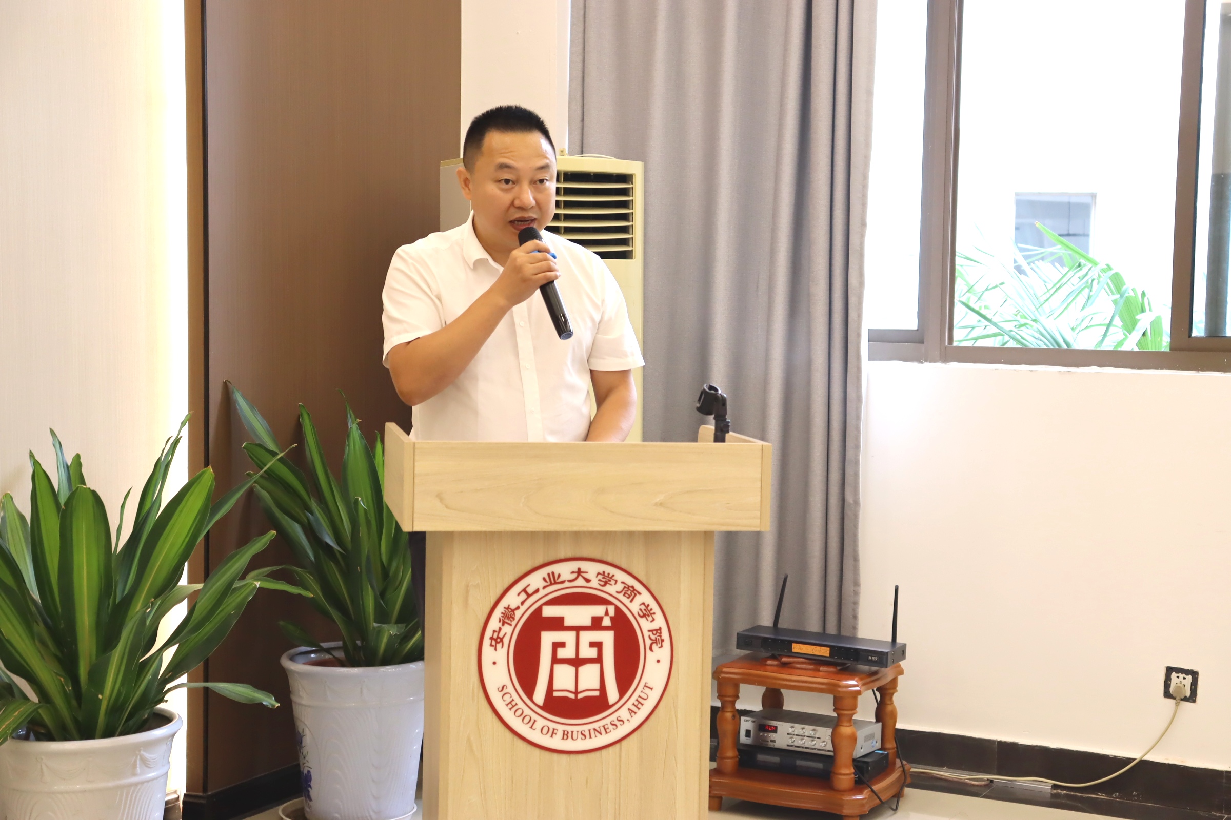 365英国上市(集团)有限公司-Official website
